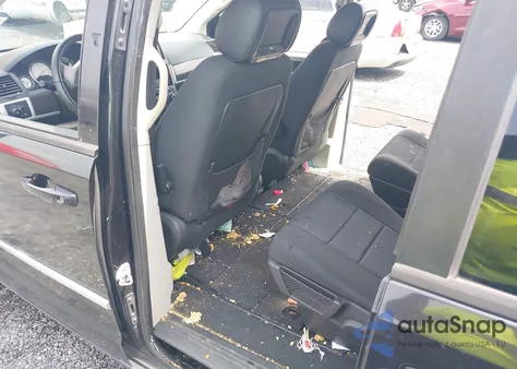 2010 Dodge Grand Caravan Sxt из США, поврежденный, VIN 2D4RN5D16AR196304